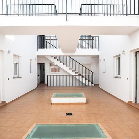 Apartamento Perez Zara 5 โกนิล เด ลาฟรอนเตรา ภายนอก รูปภาพ