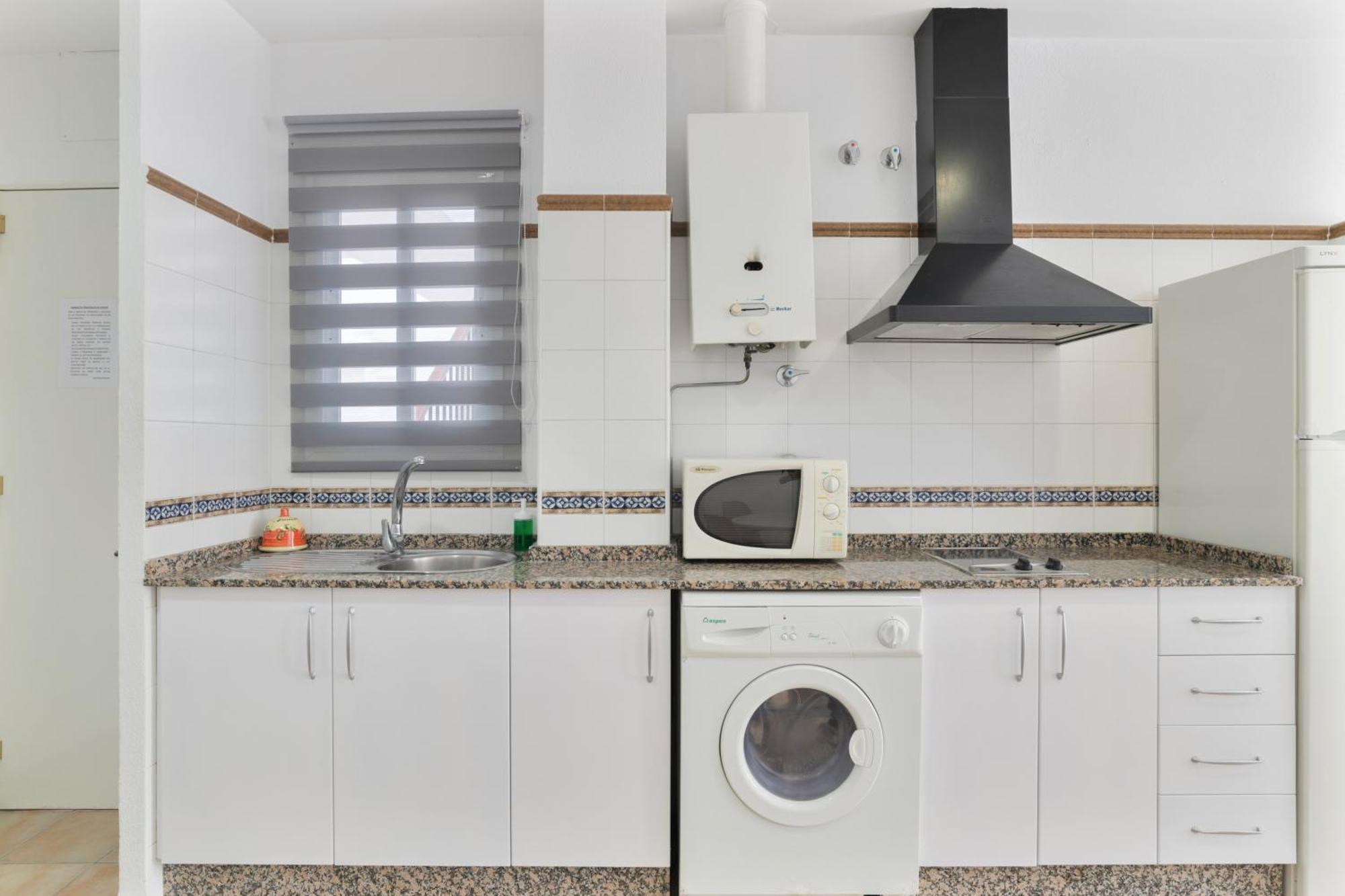 Apartamento Perez Zara 5 โกนิล เด ลาฟรอนเตรา ภายนอก รูปภาพ