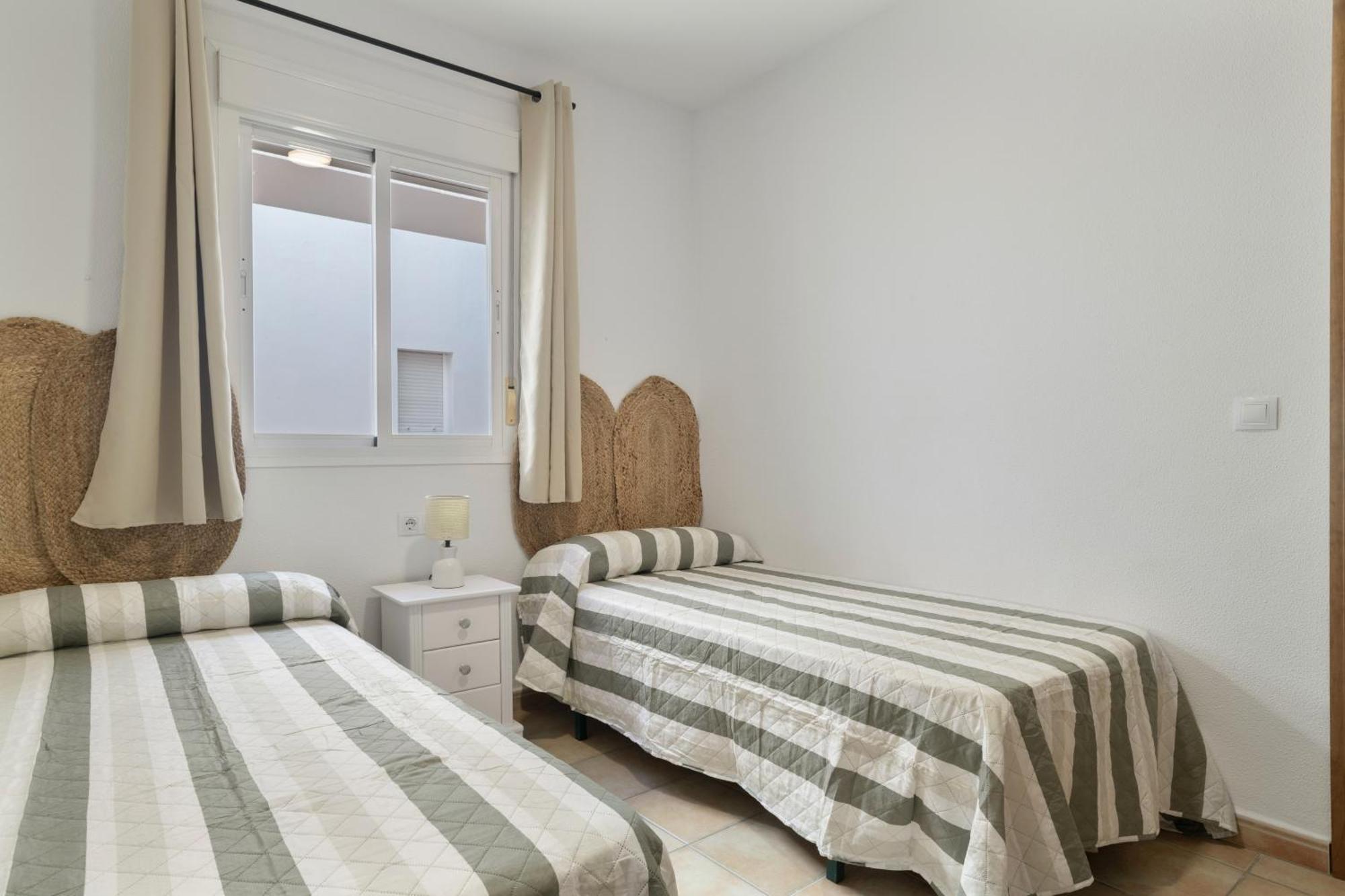 Apartamento Perez Zara 5 โกนิล เด ลาฟรอนเตรา ภายนอก รูปภาพ